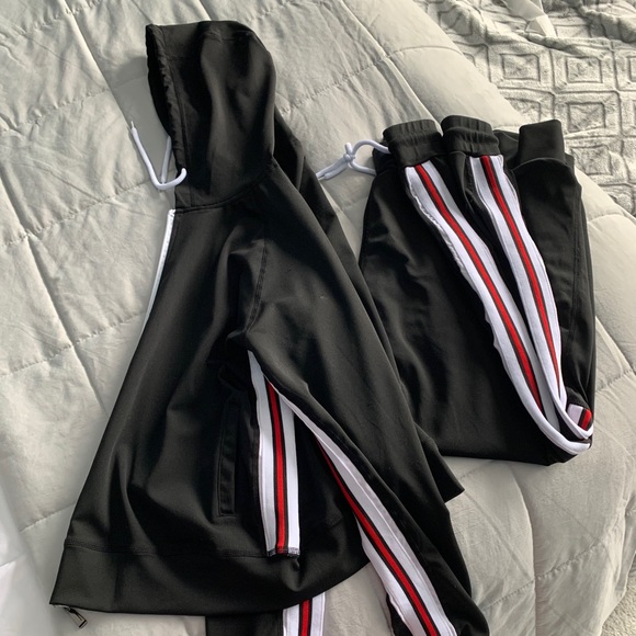 Matching Sweatsuit - Picture 1 of 3